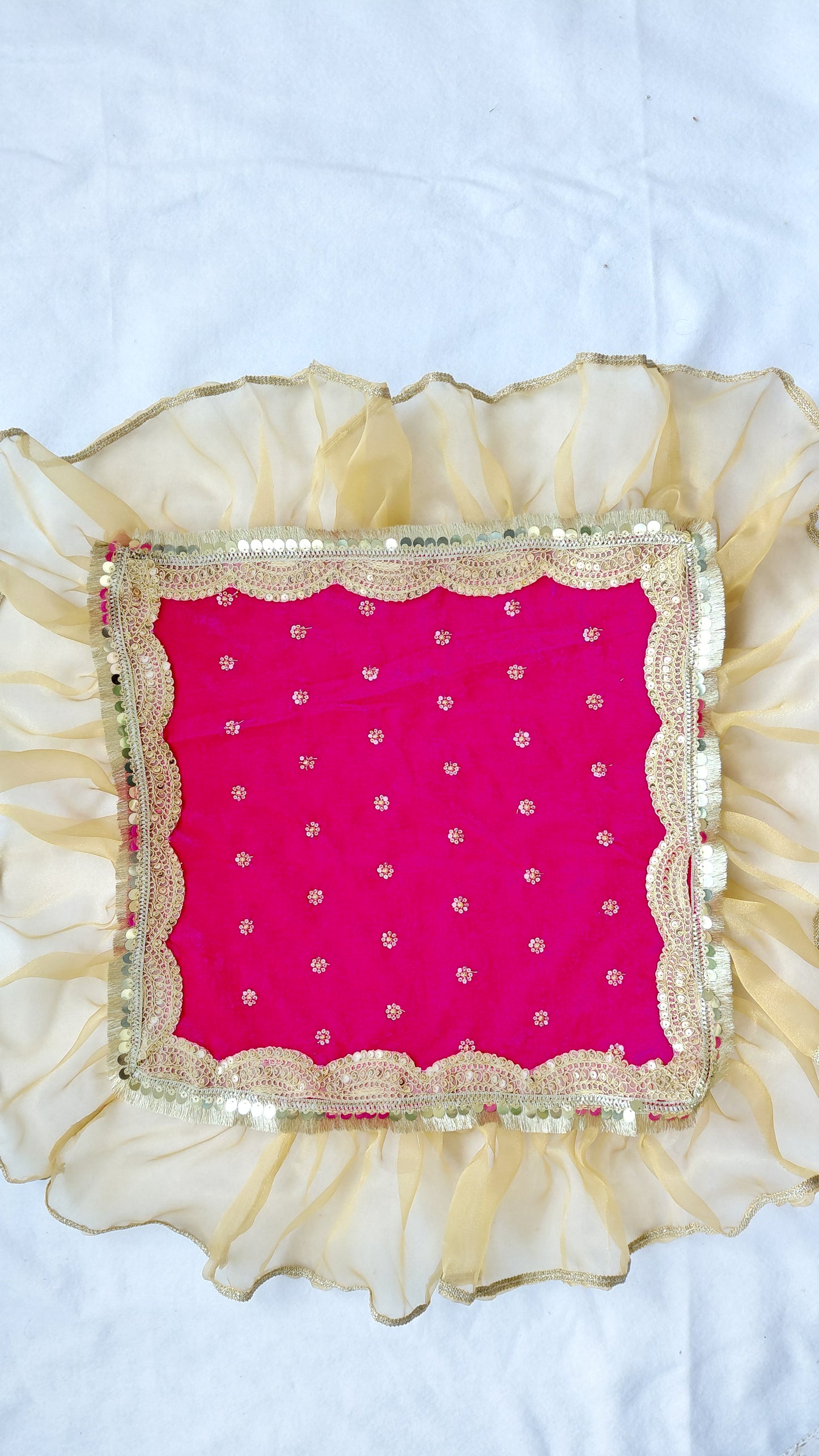 Chowki Aasan Rani Pink 16×16inches size